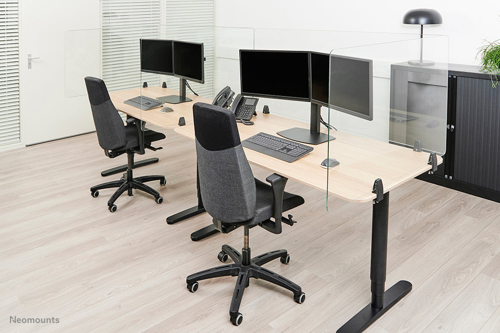 Neomounts Hygieneschutzschild – 1'000 × 650 mm, Glas, transparent, mit Montageset, für Tischplatten bis 25 mm