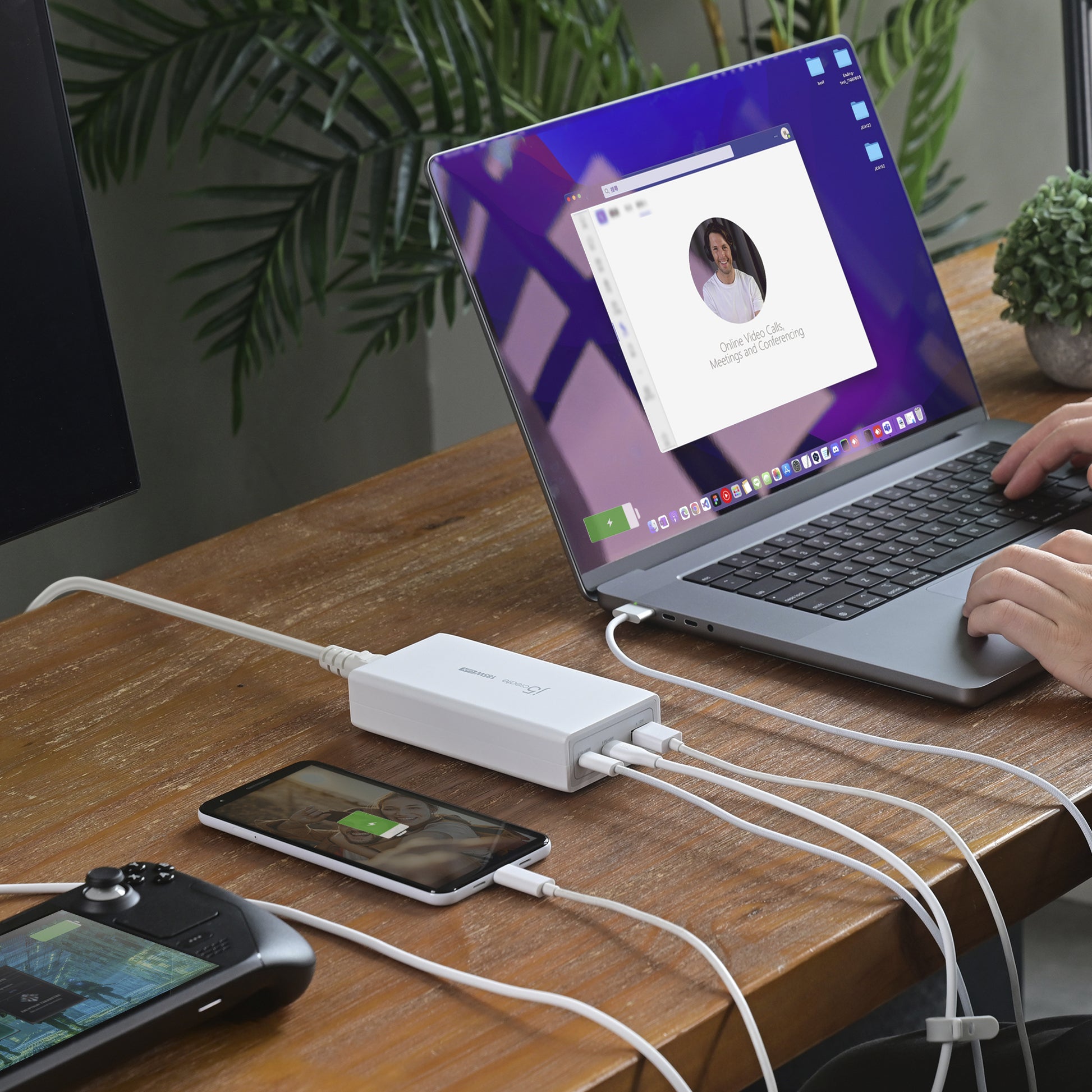 j5create Netzteil – 185 W, 3× USB-C, PD 3.1, GaN