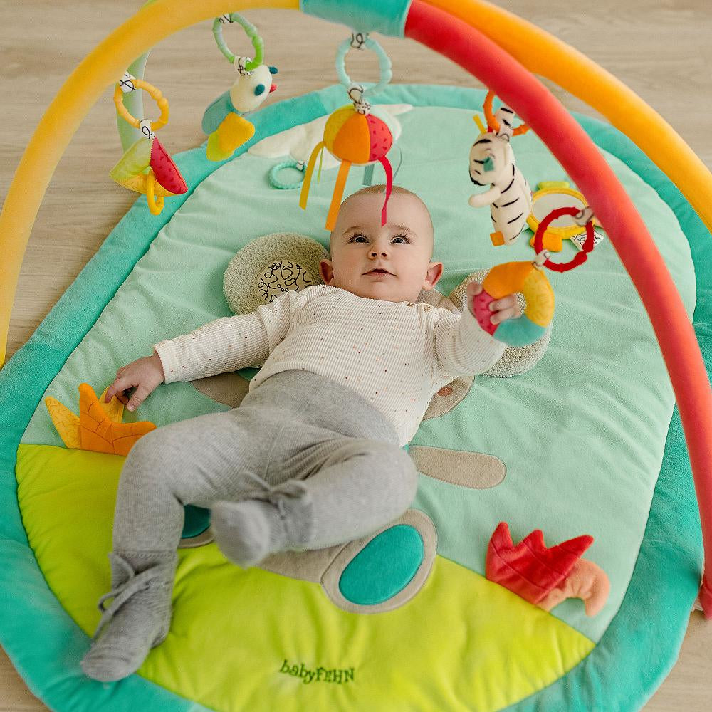 Fehn Babyspielmatte – Koala – 85 × 100 cm – Mehrfarbig – 1 Stück – Ab 0 J. – Plüsch