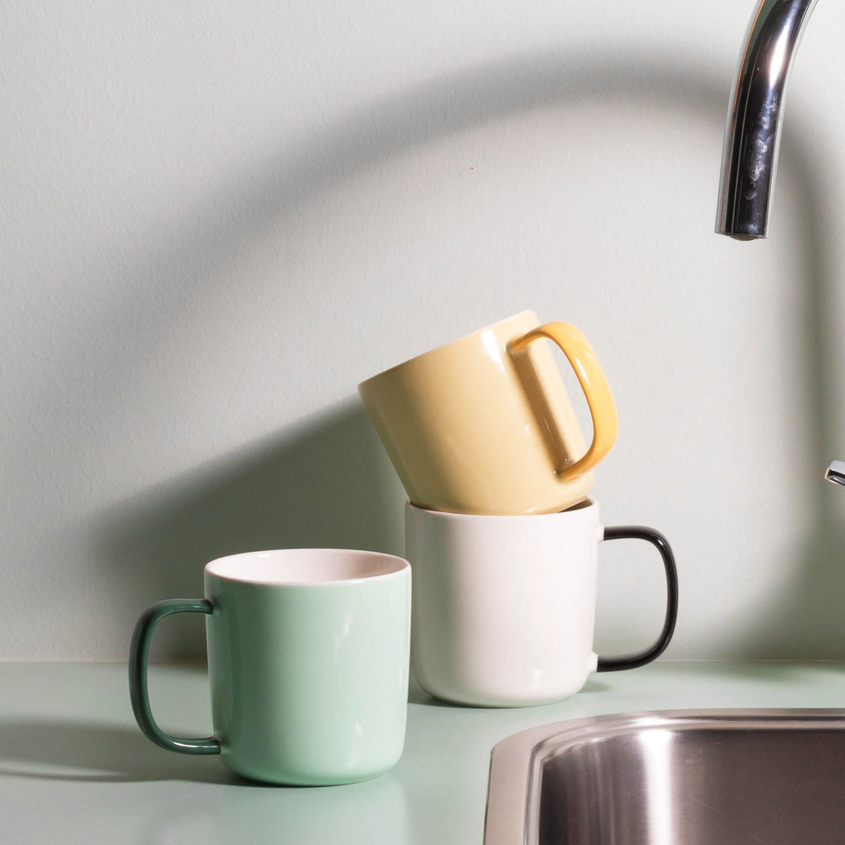 ONA Kaffeetasse Mae – 370 ml, Ø 9,0 cm, Porzellan, Weiss, spülmaschinenfest, mikrowellengeeignet