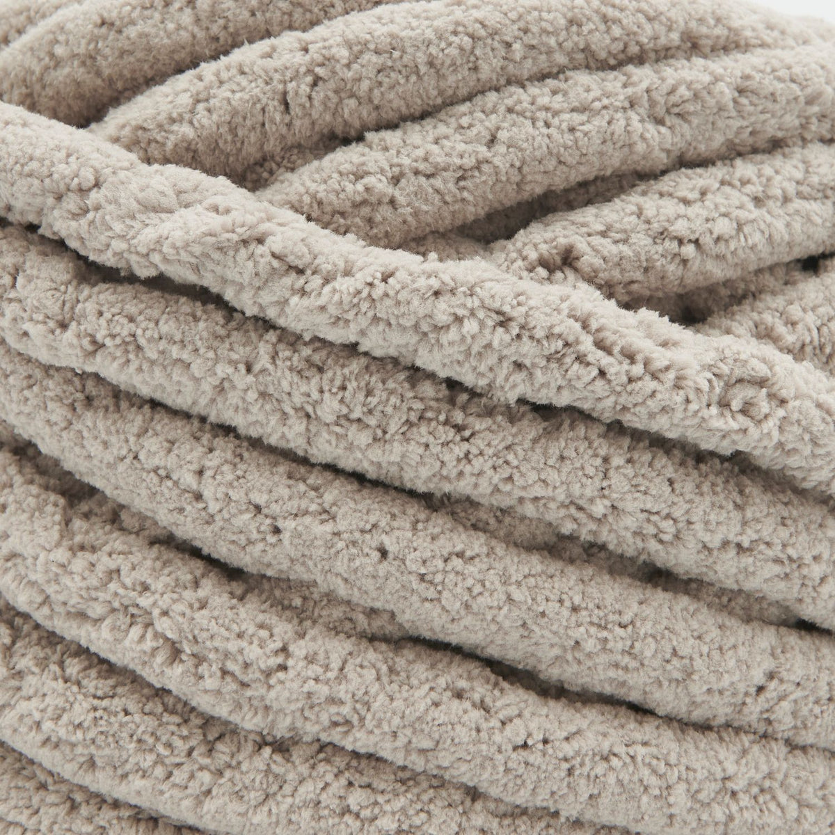 Rico Design Chenillove Super Big Wolle Extra dick Natur – 300 g, 36 m, Nadel 25 mm, 100% Polyester, 1 Stk.