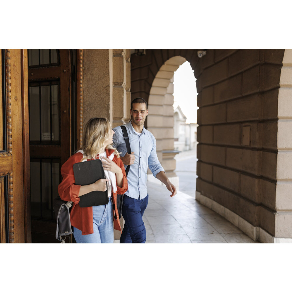 Kensington Notebook-Schutzhülle bis 14" – Schwarz