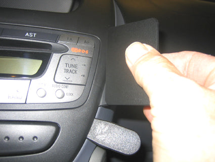 Brodit ProClip – Auto-Halterung – für Peugeot 107 (06-14), Toyota AYGO (06-14), Citroen C1 (06-14) – Schwarz