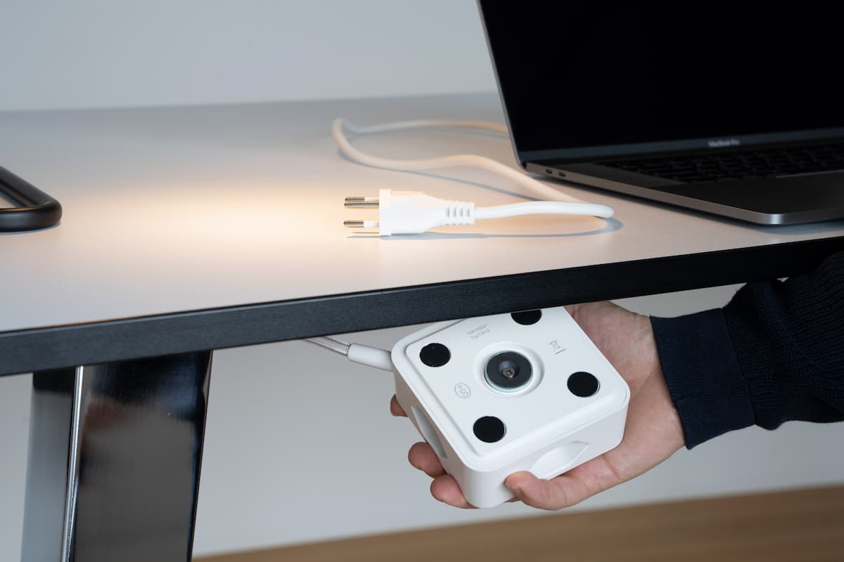 Max hauri split Max Hauri Cube Steckdosenleiste – 4× T13, 2 m, mit Schalter, IP20, Weiss/Türkis
