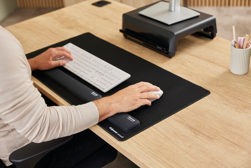 Fellowes Maus-Handgelenkauflage – Breyta – für Maus – HEX-Cushion, antimikrobiell – 180×60×17,5 mm – schwarz