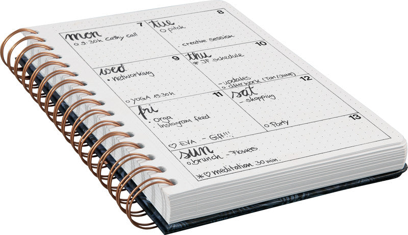 Sigel Spiralbuch, 168 × 215 mm, punktkariert, Spiralbindung, perforiert, 240 Seiten, 120 g/m² – mehrfarbig