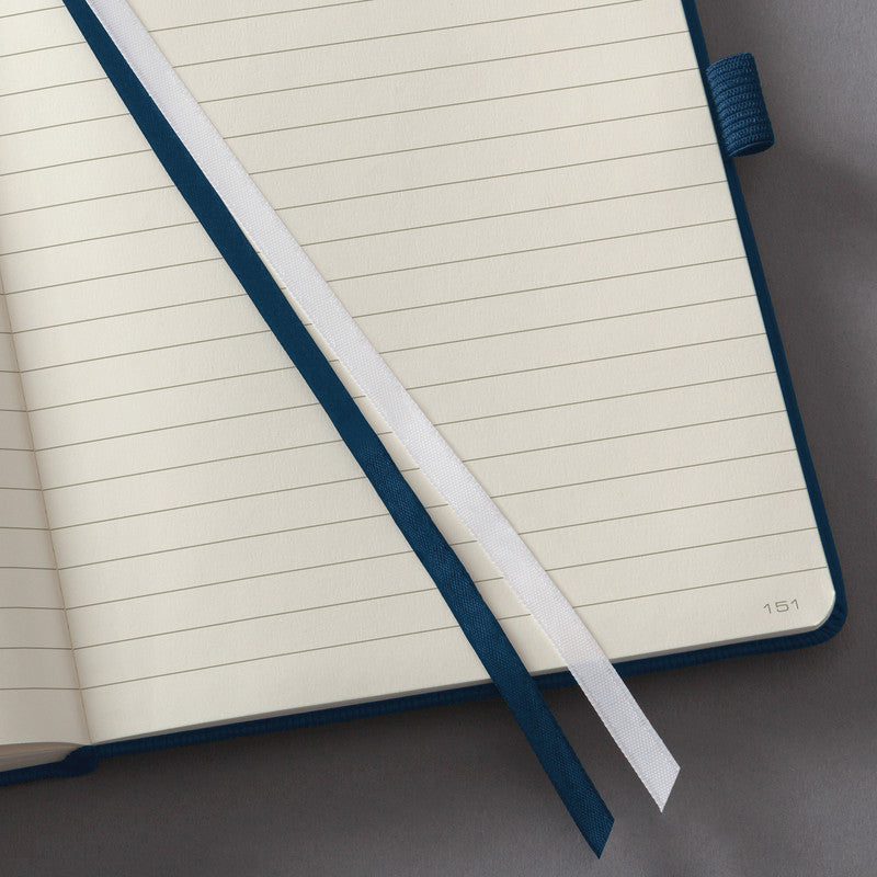 Sigel Notizbuch Conceptum, A4, liniert, Fadenheftung, 194 Seiten, 80 g/m² – Nachtblau