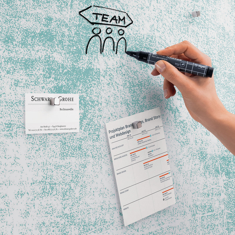 Sigel Whiteboard – 130 × 55 cm, Glas, magnetisch, Wandmontage, inkl. SuperDym Magnetwürfel, Montagesatz