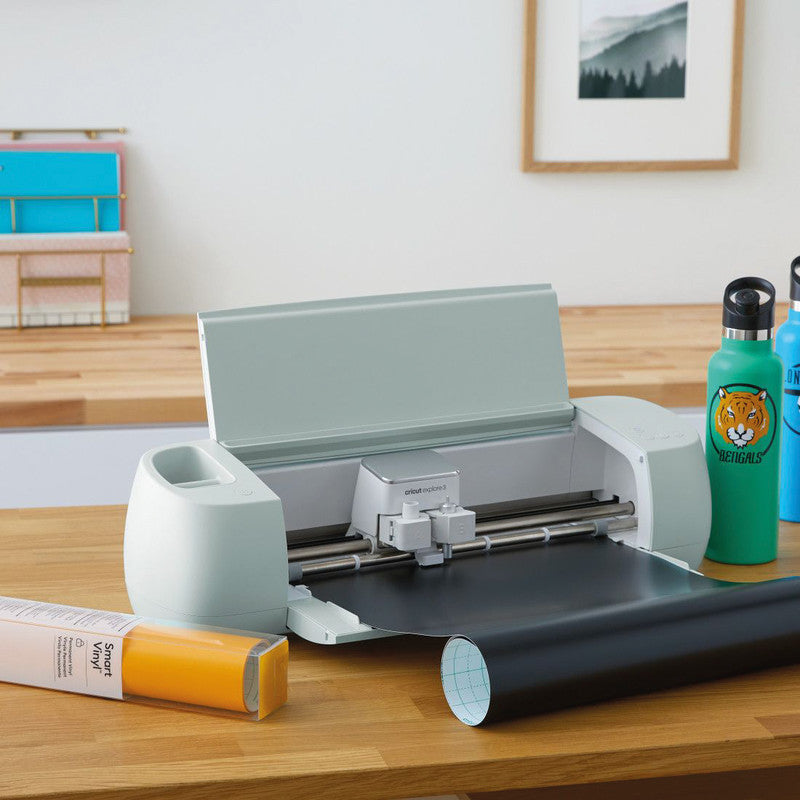 Cricut Vinylfolie matt, selbstklebend – schwarz – 33,0 × 366,0 cm – für Cricut Maker 3