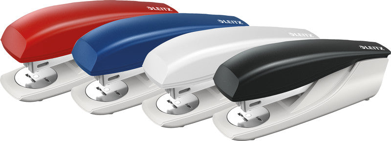 Leitz NeXXt 5500 – Hefter, Oberlade-Mechanik, Integrierter Klammernentferner, Einlegetiefe 38 mm, Rot