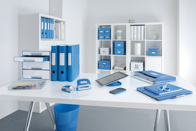 Leitz Ordner – A4 hoch – 2-Ring Hebelmechanik, Rücken 80 mm – blau, mit Niederhalter, mit Griffloch