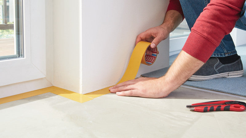 Tesa Montageband Extra Strong, für den Innenbereich, für glatte Oberflächen – 50 mm × 5 m, weiss