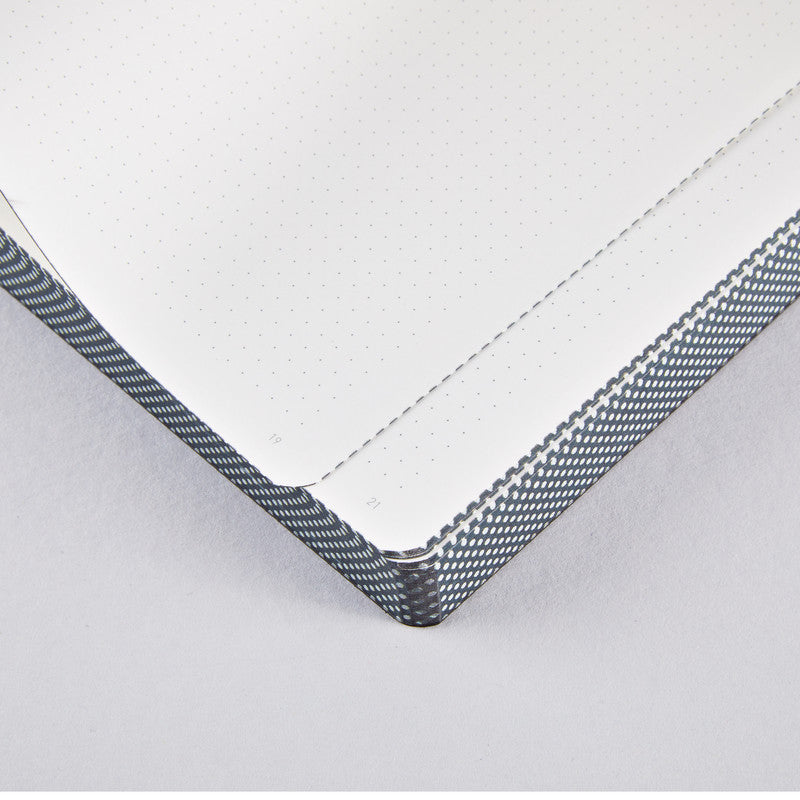 nuuna Notizbuch Graphic L, A5, 256 Seiten – schwarz, weiss