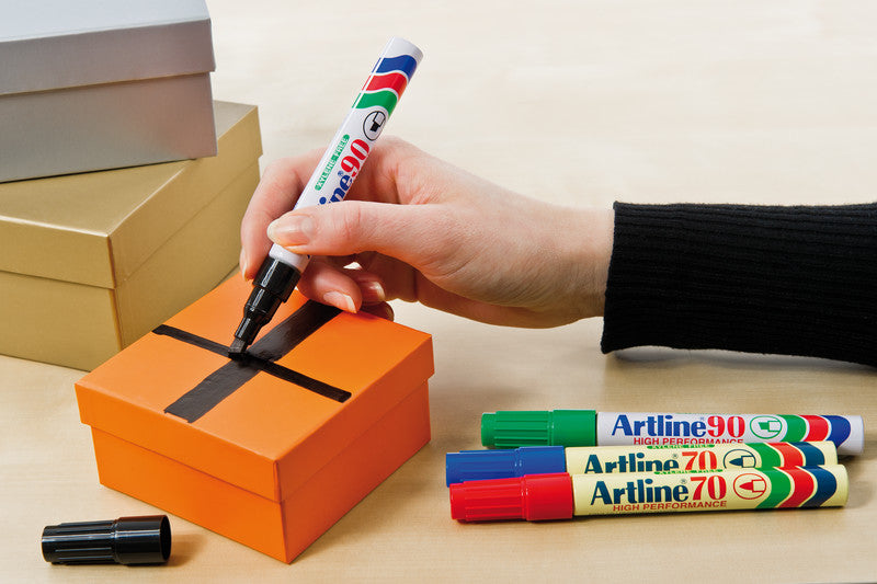 Artline Permanent Marker – schwarz