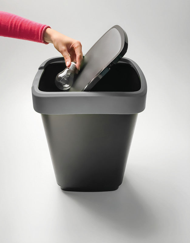 Rotho Abfallcontainer – 25 l – mit Deckel – Kunststoff, Silber – B × H × T 252 × 476 × 333 mm