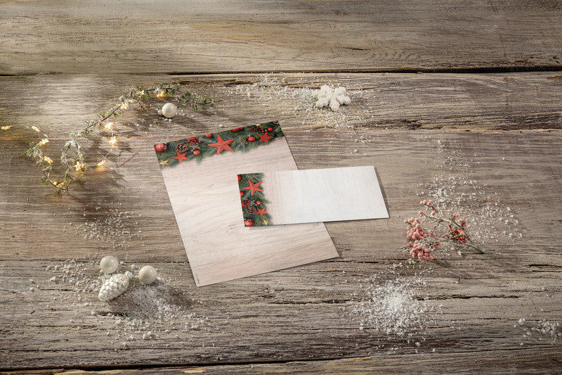 Sigel Weihnachts-Couvert C5/6 Chalet-Stil, mehrfarbig, gummierte Klappe, 90 g/m², mit Innendruck – 50 Stk.