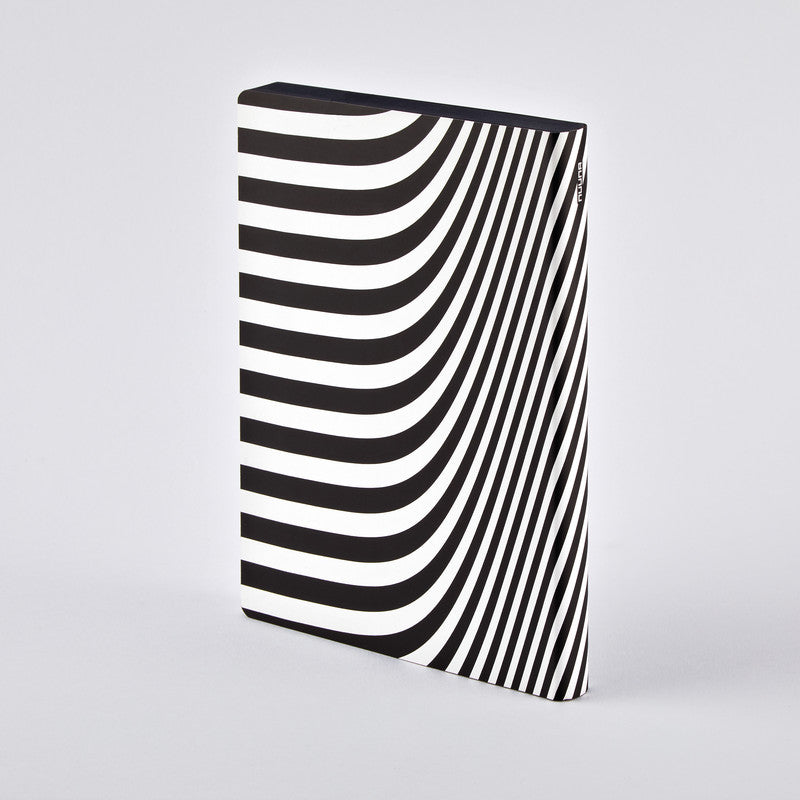 nuuna Notizbuch A5, 256 Seiten – schwarz, weiss