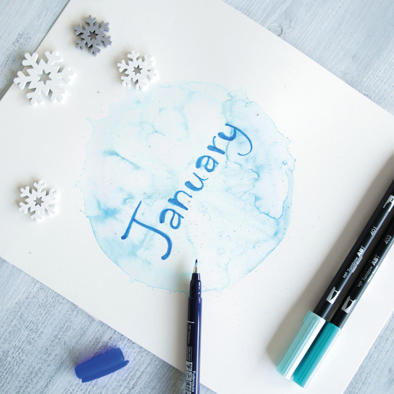 Tombow Brush Pen ABT – Pinselspitze 3-10 mm, Feinspitze 0,3 mm – Prozessblau – wasservermalbar
