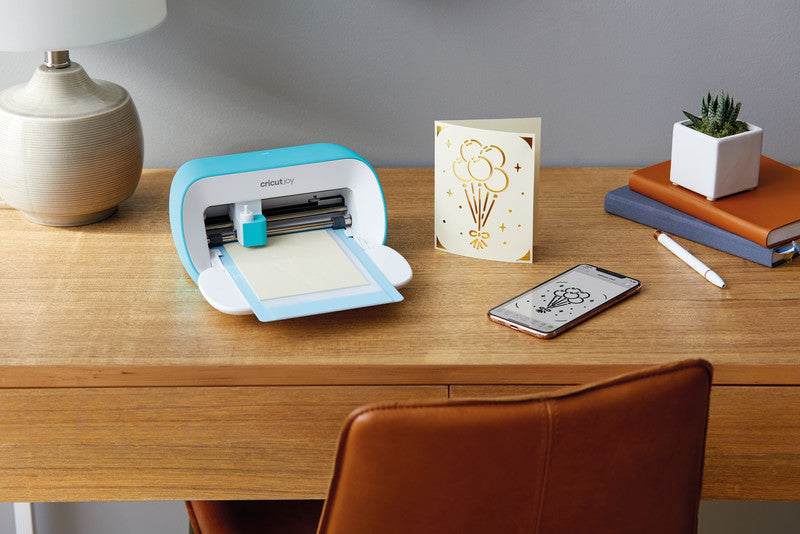 Cricut Schneideplotter Joy – max. Breite 105 mm, Materialdicke 1 mm, Mint