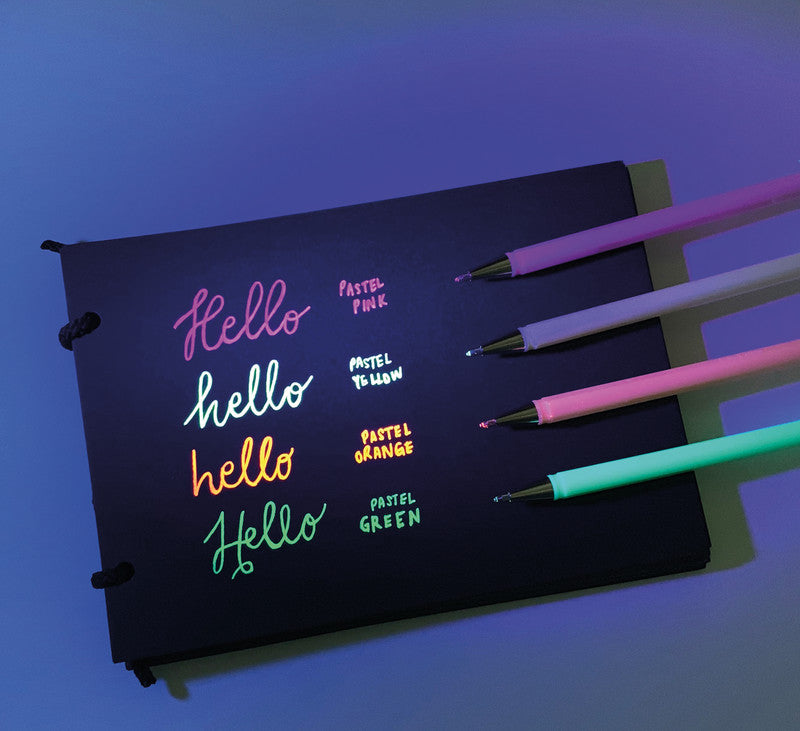 Pentel Hybrid Gel Milky Gelschreiber – Hellgrün, 0,4 mm, für dunkles Papier, Kappe