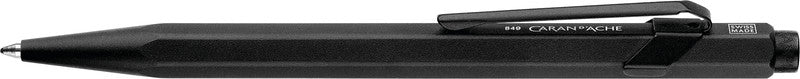 Caran d-Ache Caran d'Ache Kugelschreiber – schwarz, seidenmatt, Aluminium