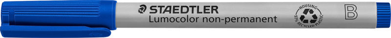 Staedtler Non-Permanent-Marker Lumocolor – breite Keilspitze 1-2,5 mm – blau – nachfüllbar
