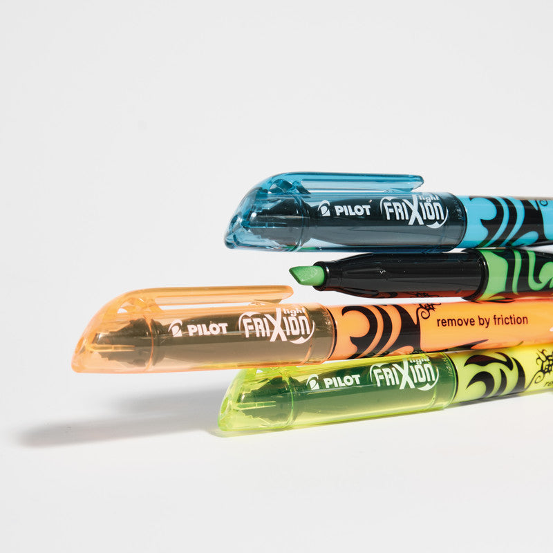 Pilot FriXion Light Textmarker Blau – Keilspitze, 3,3 mm, radierbar