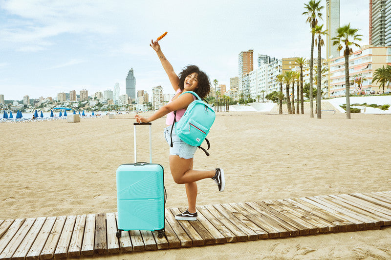 American Tourister Trolley Airconic – 67 l, Hartschale, 4 Doppelrollen, mit TSA, Aqua