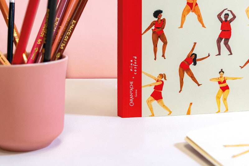 Caran d-Ache Skizzenbuch A5 – Blanko, 200 g/m², Softcover, Klebebindung, Mehrfarbig, 64 Seiten