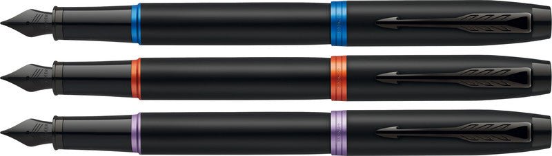 Parker IM Vibrant Rings – Mittlere Feder – für Rechts- & Linkshänder – Schwarz, Blau – Patronen