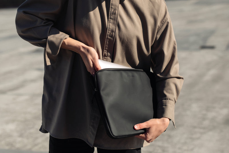 Beckmann Street Notebook-Schutzhülle – für Notebooks bis 14", wasserabweisend, recyceltes PET (rPET), schwarz