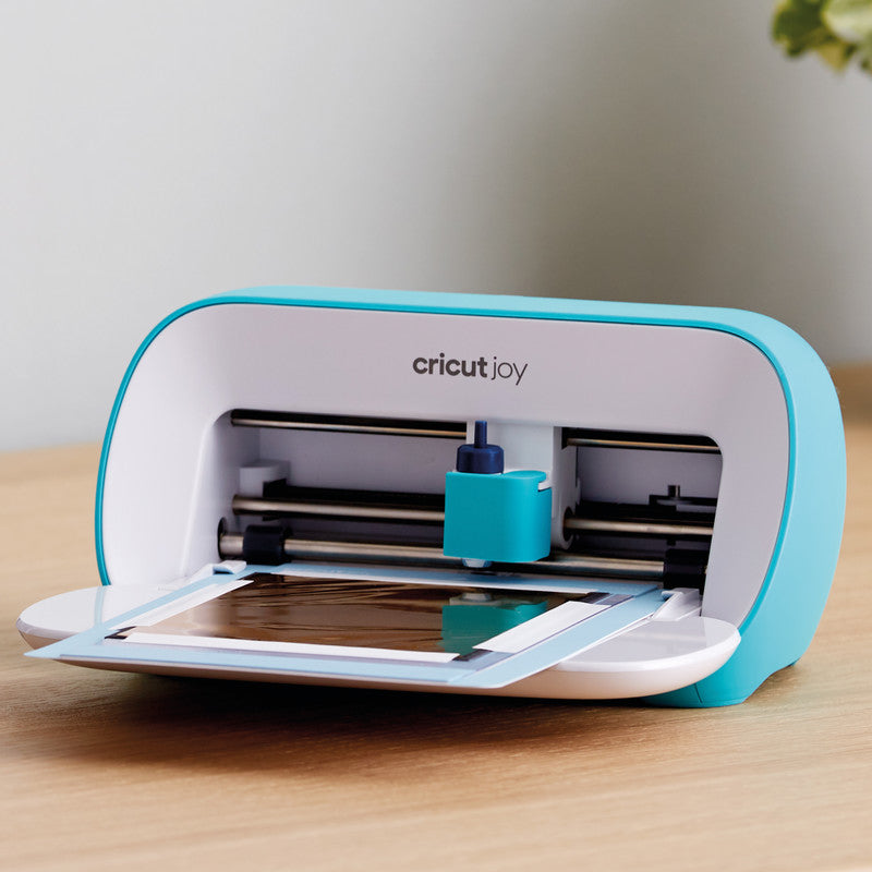 Cricut Kartenset – 8 Doppelkarten, 8 Einklebekarten, 8 Folientransferblätter, 8 weisse Briefumschläge
