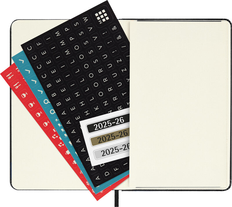 Moleskine Schüleragenda – 1 Woche/1 Seite, gebunden, 9 × 14 cm, 18 Monate Juli–Dezember, Englisch, Schwarz, FSC