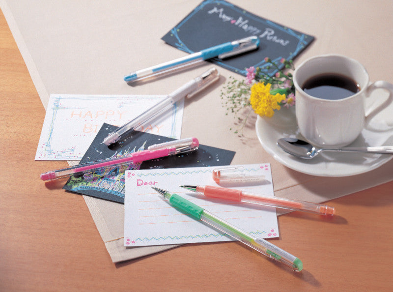 Pentel Gelschreiber – Grün Metallic, 0,8 mm, wasserfest, lichtbeständig, für dunkles Papier, Kappe