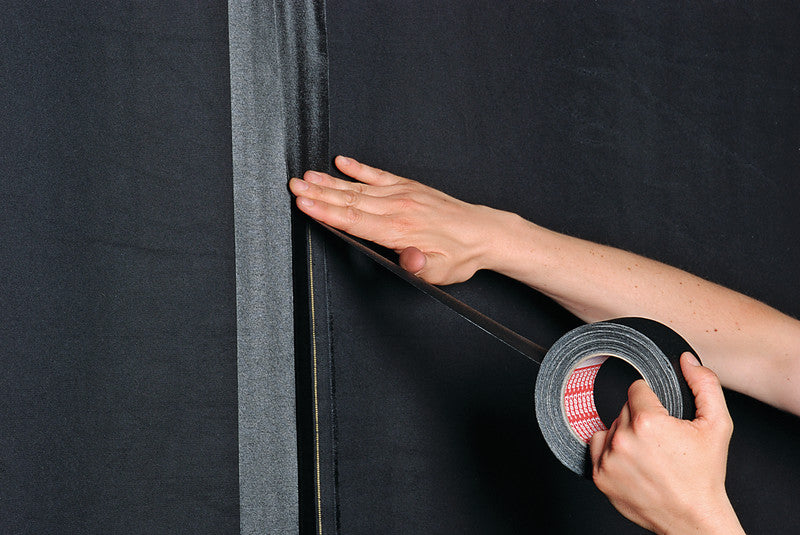 tesa Gewebeband 4541 – 50 mm × 50 m, schwarz, stark