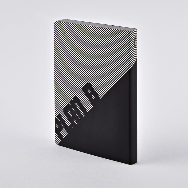 nuuna Notizbuch, A5, 256 Seiten – schwarz, weiss