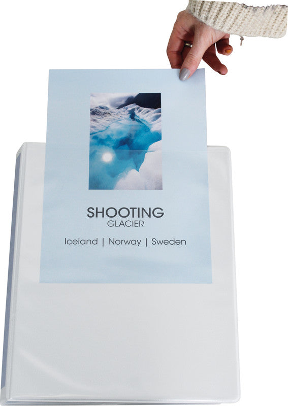 Q-connect Zeigebuch – A4 Hochformat – 4-Ring Bügelmechanik, Ø 30 mm, Rücken 51 mm – Weiss, mit Sichttasche