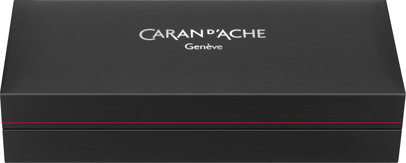 Caran d-Ache Caran d'Ache Geschenkbox – mit silberfarbiger Heissprägung – für Schreibgeräte – 185 × 42 × 80 mm